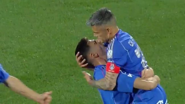[VIDEO] La U salvó un empate ante Lanús con gol de penal de Charles Aránguiz