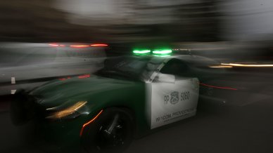 Cuatro detenidos tras persecución que comenzó en Las Condes y terminó en Santiago Centro