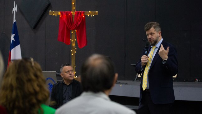 Kaiser se reunió con congregaciones evangélicas: 