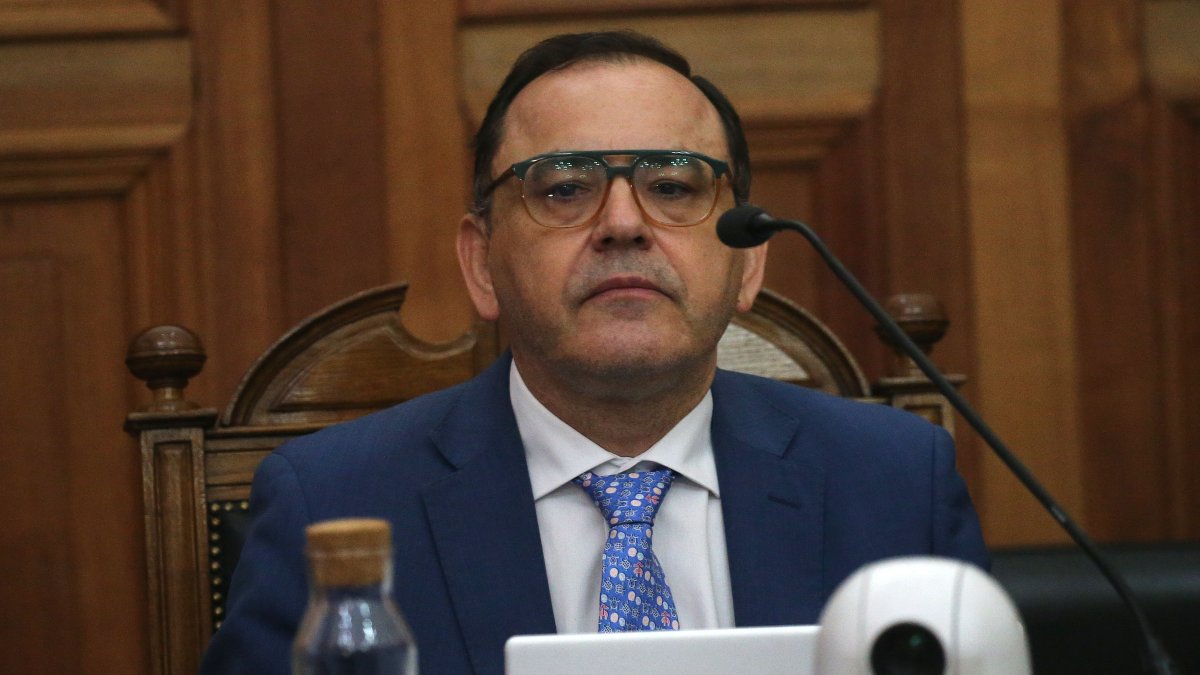 Juez Ulloa admite imprudencia en relación con el abogado Hermosilla