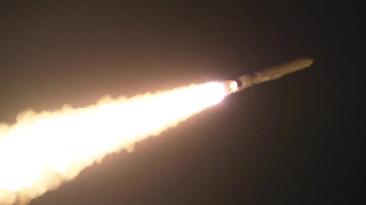 Corea del Norte lanza misiles antes de cumbre APEC