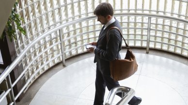 Frente Amplio denuncia motivaciones políticas tras la acusación a exministro Pardow