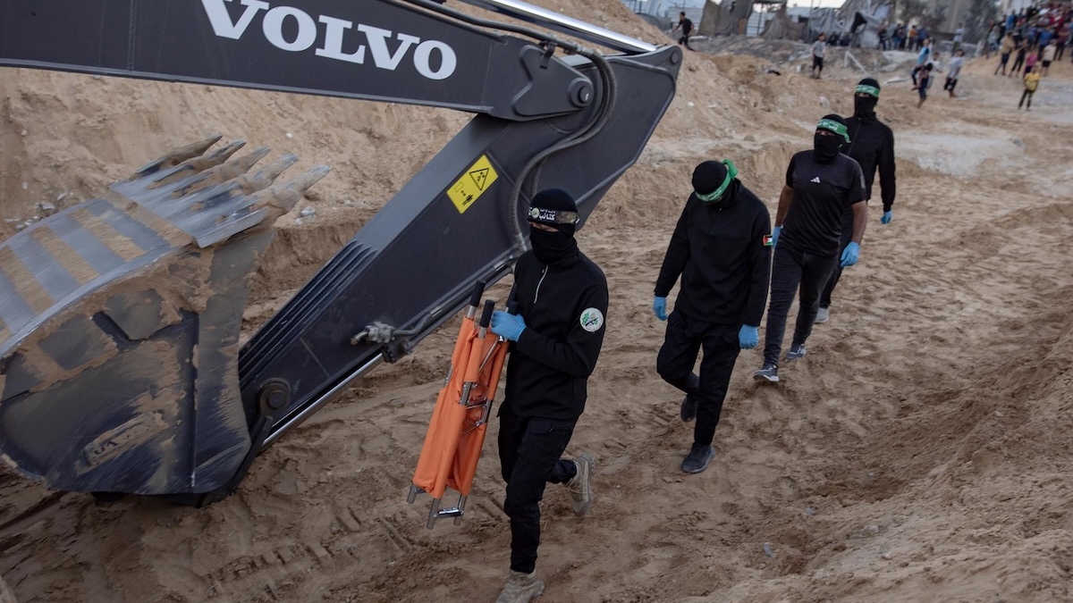 Restos entregados por Hamás a Israel no son de rehenes