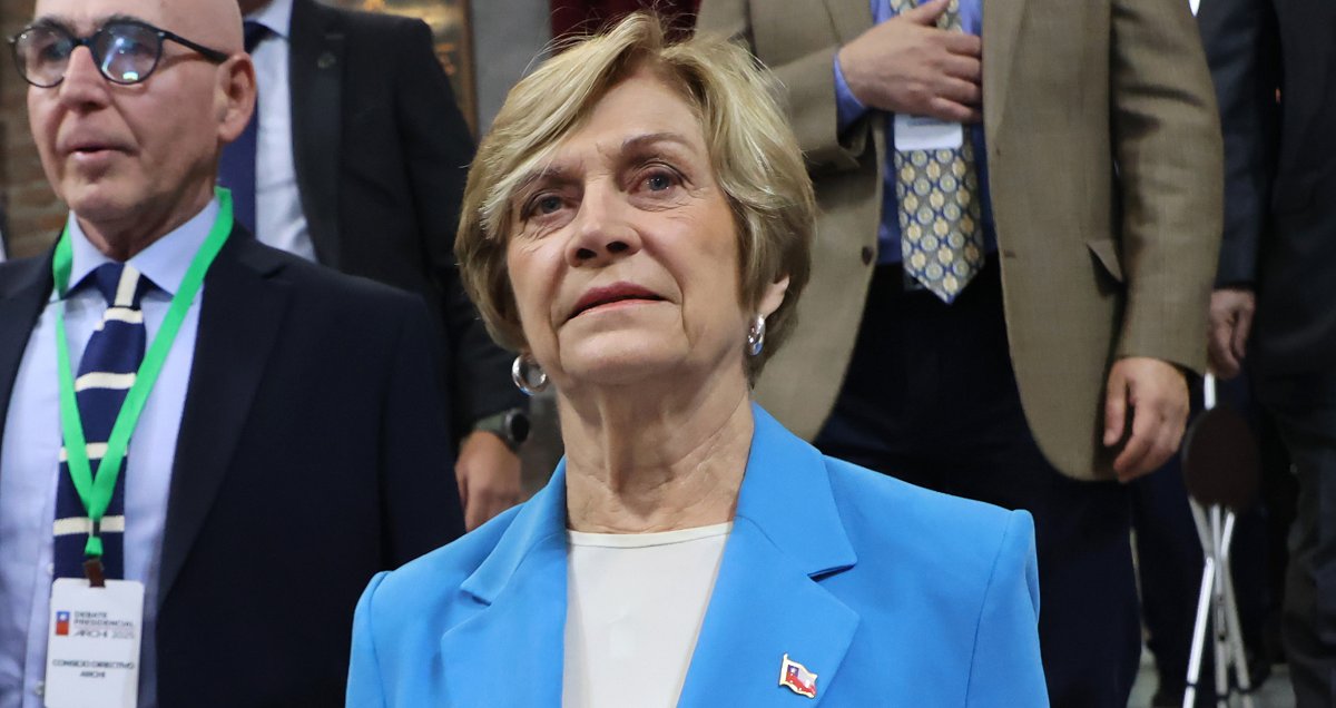 Evelyn Matthei promete un Chile funcional basado en su experiencia