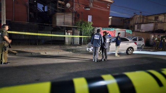 Víctimas murieron acribilladas en sus autos en Quilicura y Puente Alto