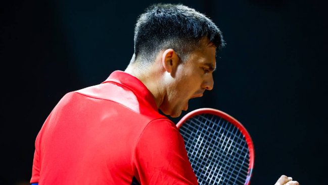 Tomás Barrios sigue a paso firme y avanzó a cuartos de final en Lima