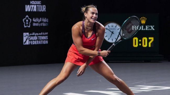 Sabalenka chocará ante Anisimova en las semifinales de la Finales WTA
