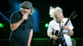 Productor del show de AC/DC en Chile defendió precios de entradas: 