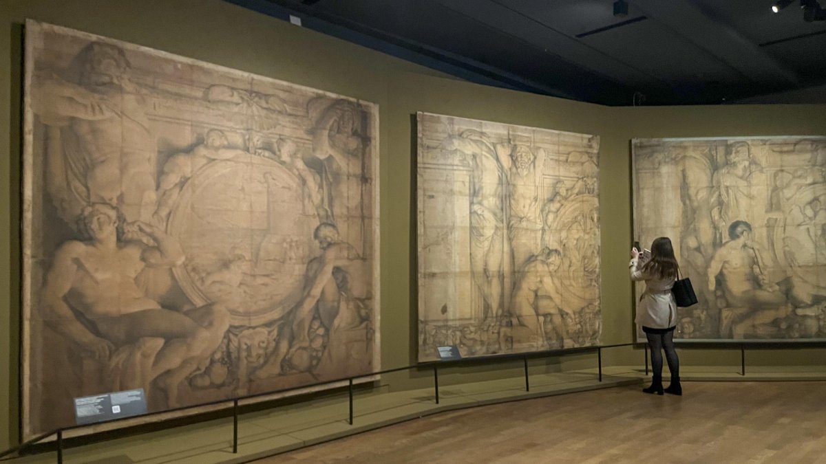 Robo en el Louvre: Delincuentes comunes y fallas estructurales detrás del audaz atraco