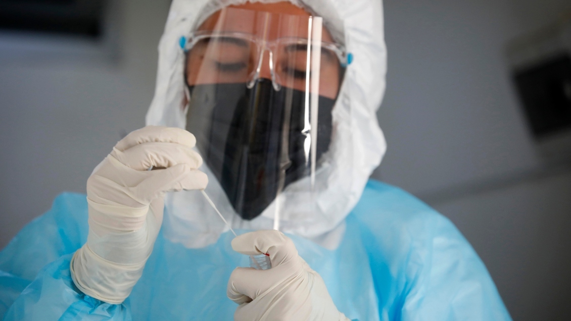 Canadá enfrenta crisis sanitaria y comercial mientras América pierde estatus libre de sarampión: un coliseo de contradicciones y desafíos