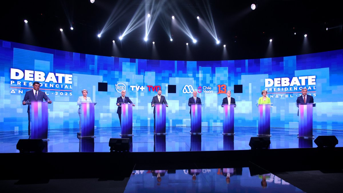 Maduro y la escalada en el Caribe: Entre la burla y la amenaza, un país al borde del colapso militar