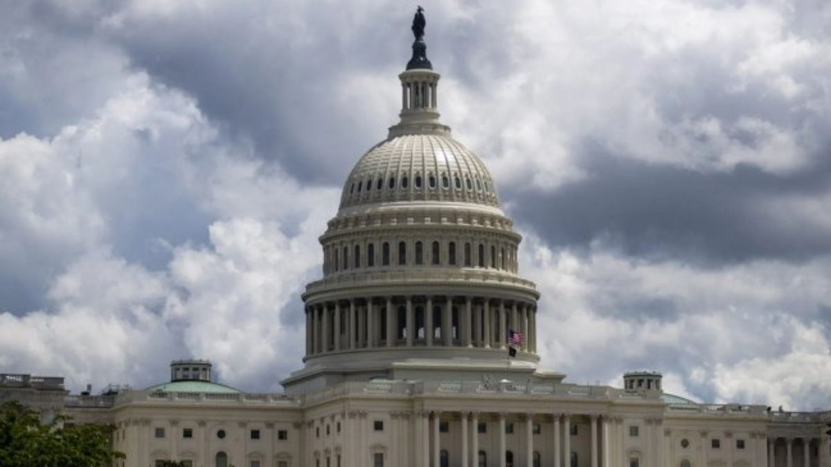 Senado de EE.UU. termina cierre histórico tras fractura demócrata: ¿a qué costo?