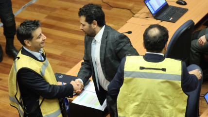 Trama bielorrusa: Defensor de Vargas le puso 