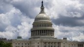 El Senado de EE.UU. aprueba un acuerdo que allana el camino para reabrir el Gobierno