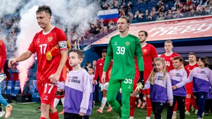   DT de Rusia adelantó que arquero no estará ante Chile tras error frente a Perú 