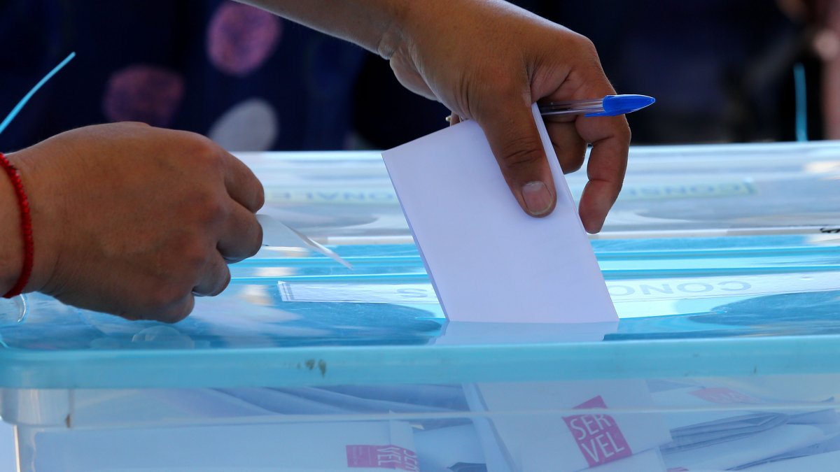 Analista proyecta gran relevancia de los votos nulos y blancos en el ...
