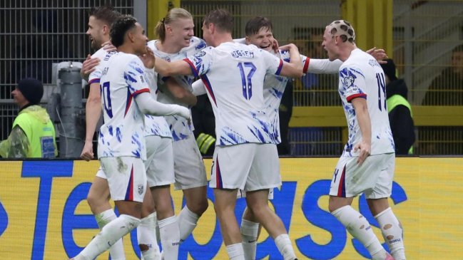 Noruega concretó su retorno al Mundial ante una Italia que jugará el repechaje