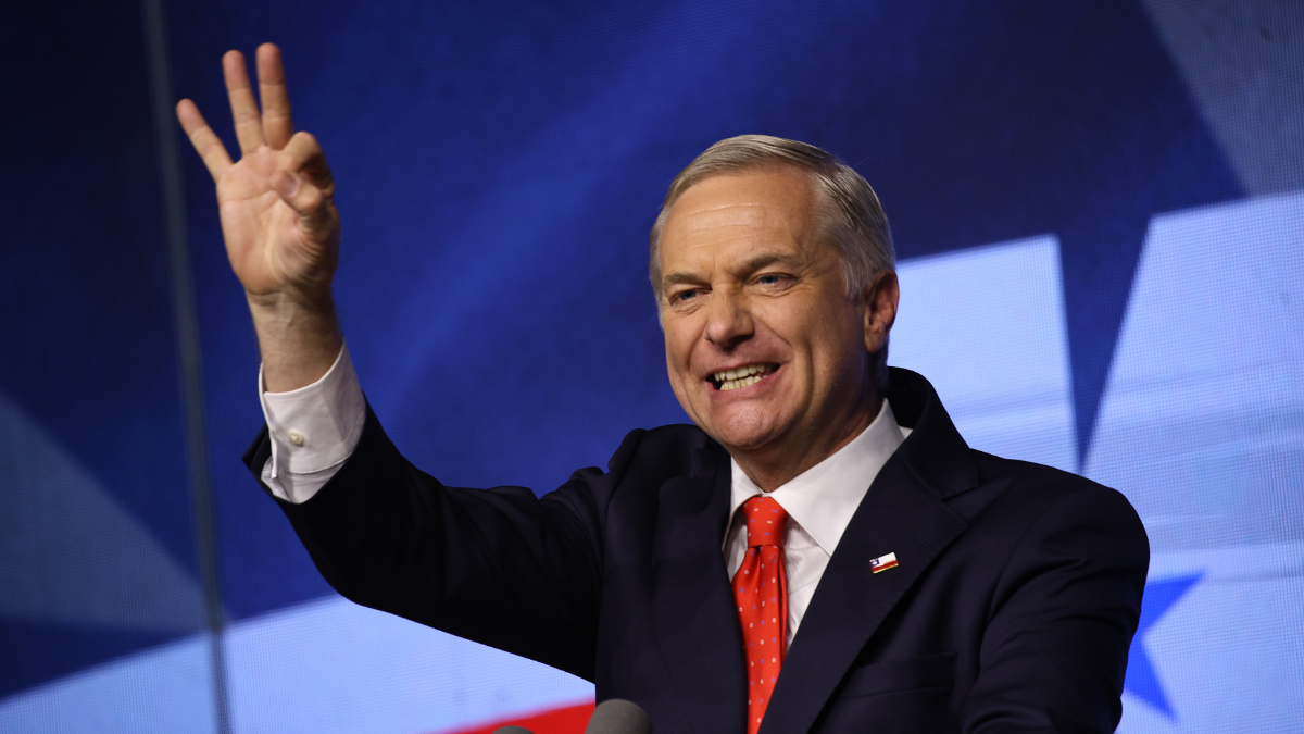 Avance de Kast a segunda vuelta: un espejo roto entre Chile y la ultraderecha internacional