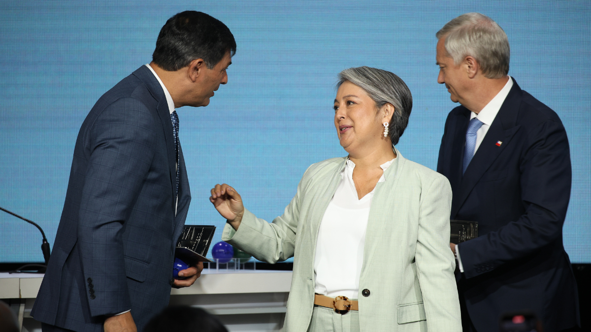 Parisi invita a Kast y Jara a su programa y somete a votación digital el apoyo del PDG: el pulso por un electorado esquivo