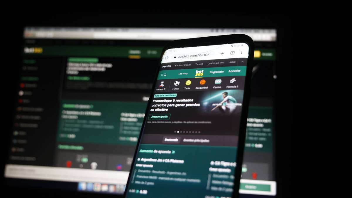 Corte Suprema ordena bloqueo inmediato de plataformas ilegales de apuestas online: un giro en la regulación del juego digital en Chile