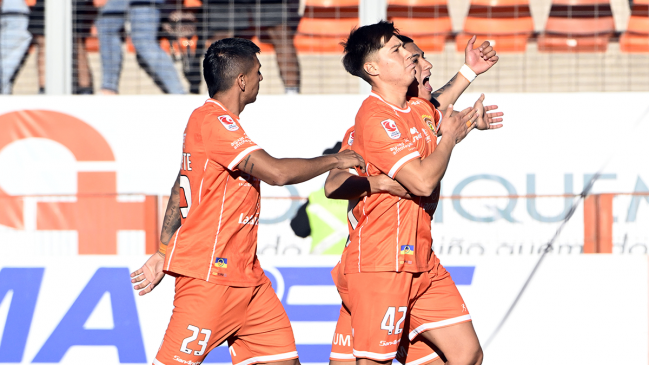 Cobreloa superó por penales a Wanderers y se metió en semifinales de la Liguilla de Ascenso