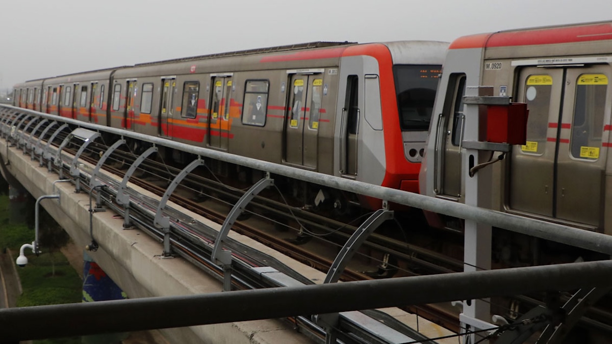 Metro de Santiago restablece servicio tras incidentes en la vía