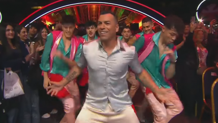   Esteban Paredes encabezó el show de 