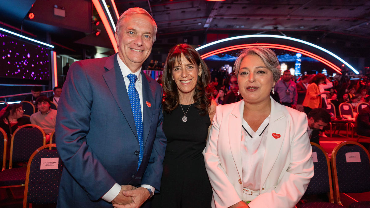 Kast y Jara dan inicio a la Teletón 2025