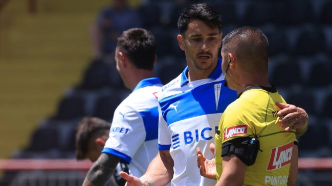 Arbitro Cristian Galaz detalló amarilla a Zampedri y expulsión de Uriel Garnero