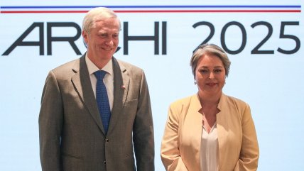 Eyzaguirre: No da resultado tener a la mitad del país contra la otra mitad