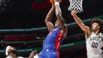 Los Detroit Pistons vencieron a los Milwaukee Bucks para seguir firmes en la NBA