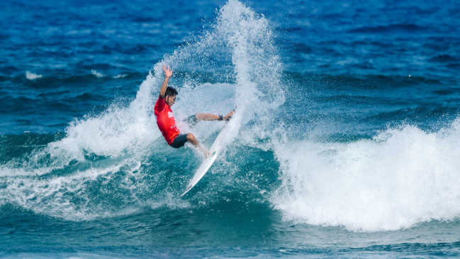 Surf: Roberto Araki y Gracia López brillaron en el "Rapa Nui Pro"
