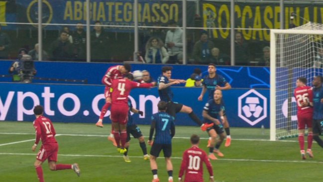 [VIDEO] Con revisión del VAR: El polémico gol anulado a Liverpool ante Inter en la Champions