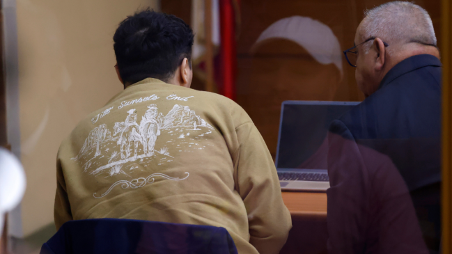 Justicia revoca prisión preventiva de universitario que apuñaló a profesor en Valparaíso