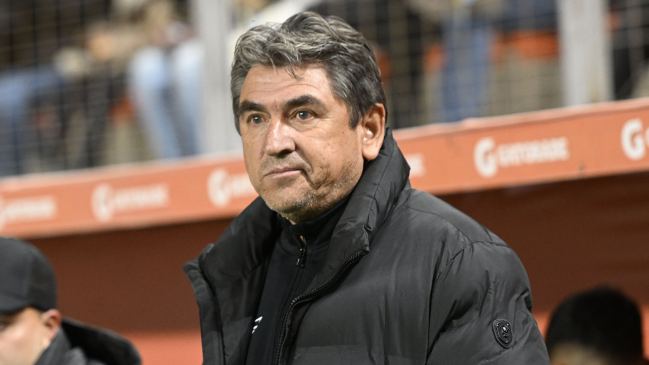 Deportes Puerto Montt anunció a Emiliano Astorga como su nuevo director técnico