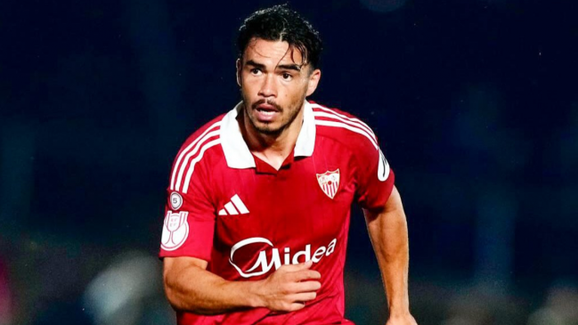 Gabriel Suazo volvió y Alexis quedó fuera en citación de Sevilla para Copa del Rey