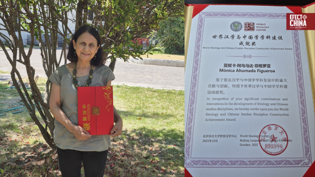 China distinguió a académica chilena Mónica Ahumada por su aporte a la sinología