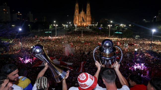 [VIDEO] Estudiantes de La Plata tuvo masivo festejo tras conquistar el Trofeo de Campeones