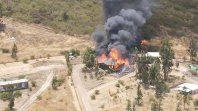 Incendio forestal en Zapallar ha consumido al menos 100 hectáreas