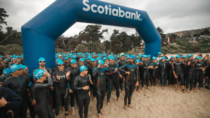  Nicolás Sáez y Maite Tumani ganaron el Triatlón de Zapallar  