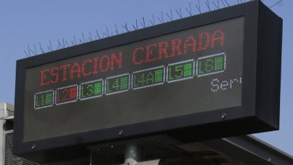 Incendio en Patronato obliga al cierre de estación de Metro de Línea 2