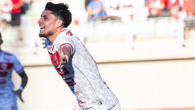 Thomas Jones dejó Deportes Copiapó y fichó por exótico equipo en el extranjero