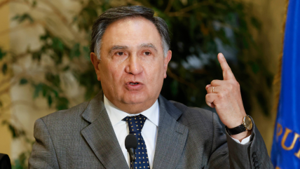   Diputado Mellado llamó a no usar políticamente informe contralor sobre desorden financiero 