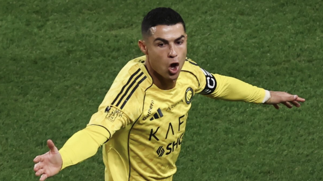 Cristiano marcó un doblete para el triunfo de Al Nassr y alcanzó 956 goles
