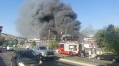Incendio afecta a bodegas cercanas al Mall Plaza Norte