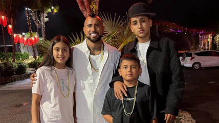   El familiar saludo de Arturo Vidal por Año Nuevo desde Punta Cana 