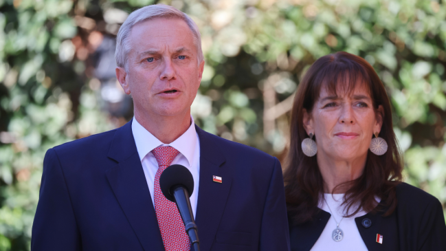 Sin Paulsen en Segpres: Kast compone gabinete con quienes 