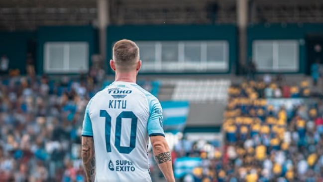 [VIDEO] El viral pelotazo que pegó el exU. Católica Damián Díaz durante su presentación