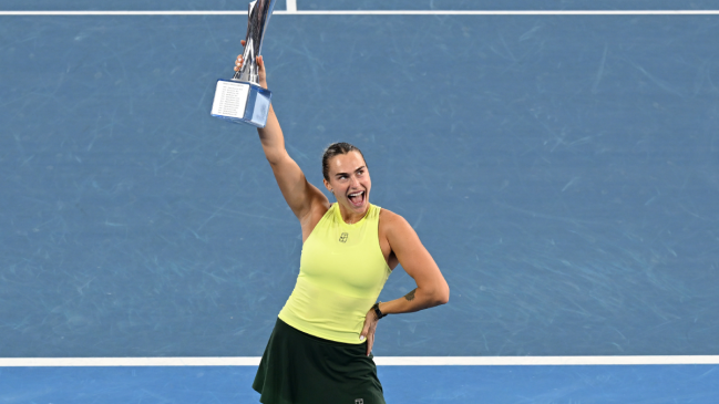 Sabalenka conquistó el WTA de Brisbane con solidez ante Kostyuk