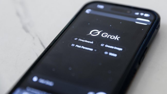 Reino Unido abre investigación a X por imágenes sexualizadas creadas con Grok